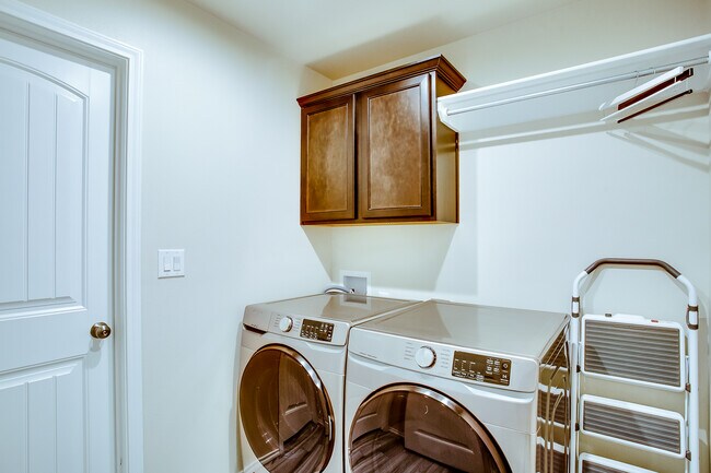 Laundry room - 9905 Virginia Ave