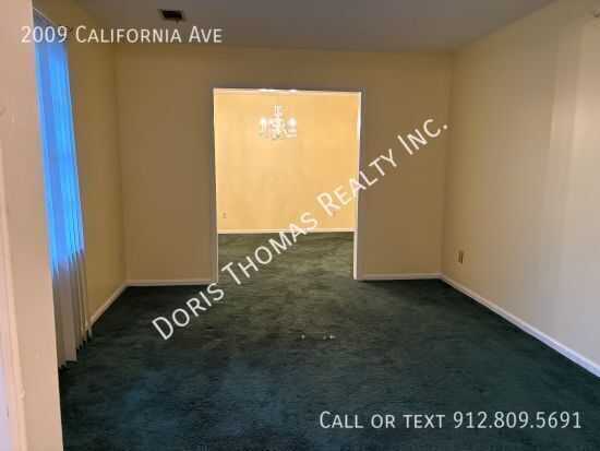 Building Photo - 2009 California Ave