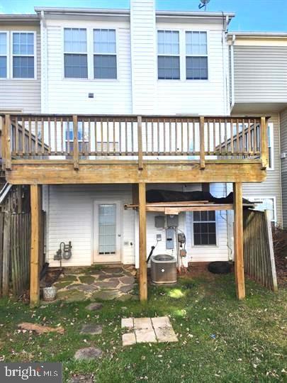 Building Photo - 12102 Wallower Way