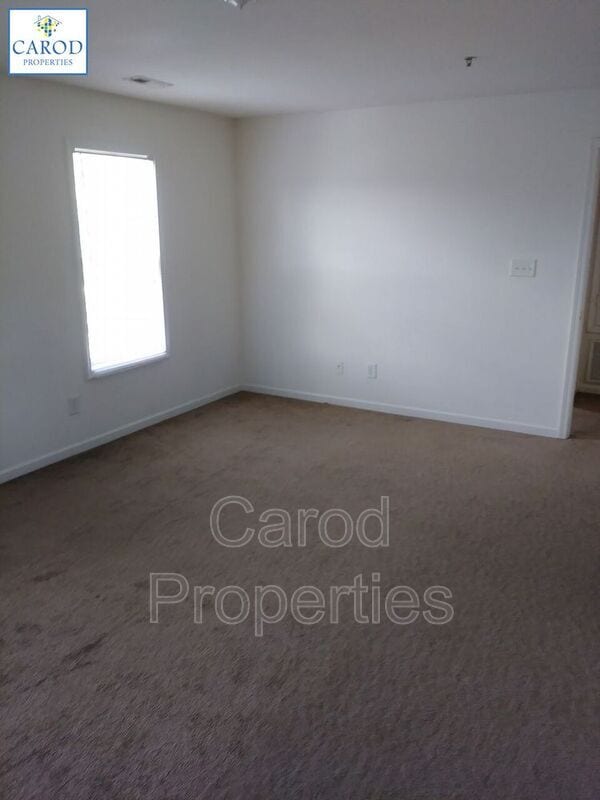 Building Photo - 3961 Mohawk Ct