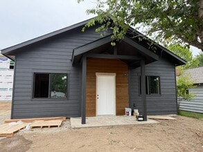 Building Photo - New Construction!