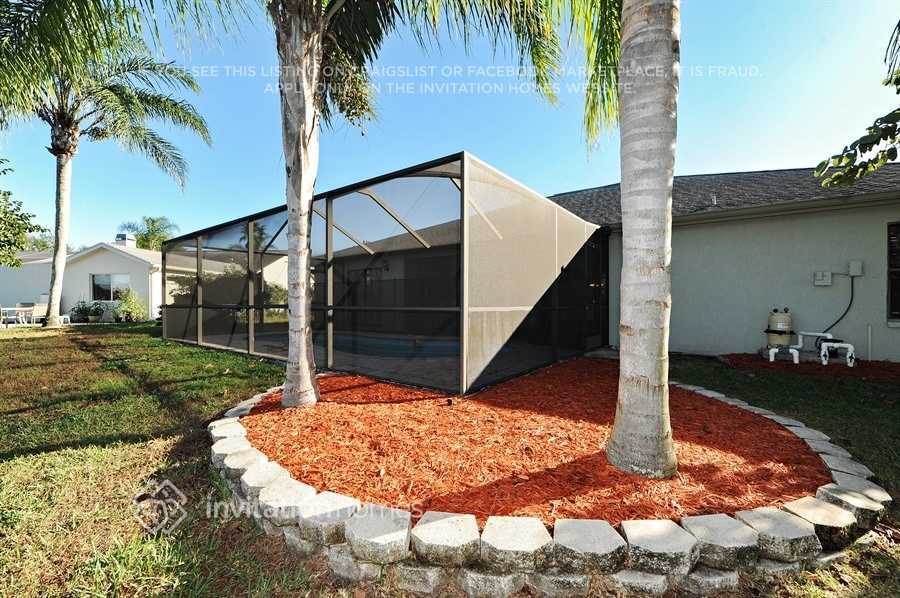 Building Photo - 22629 Willow Lakes Dr
