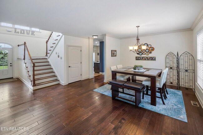 Building Photo - Luxury 5 Bedroom West Knox Home