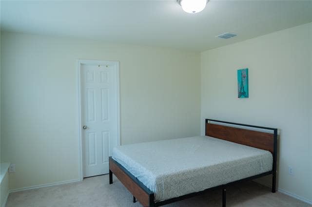 Building Photo - 415 Grenada Lk Dr