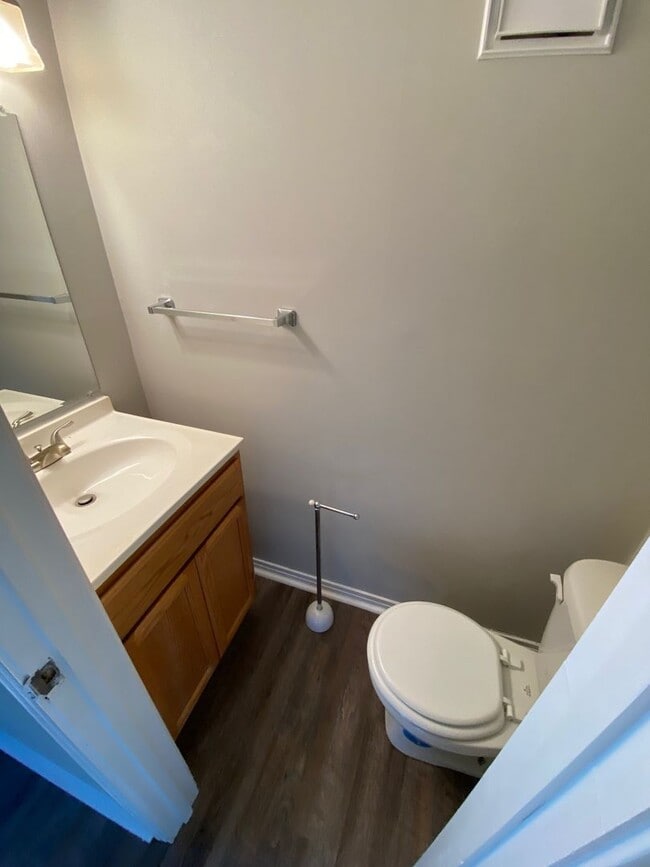 Building Photo - Ask about our move in special