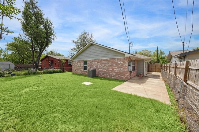 Building Photo - 4506 Glomar Ave