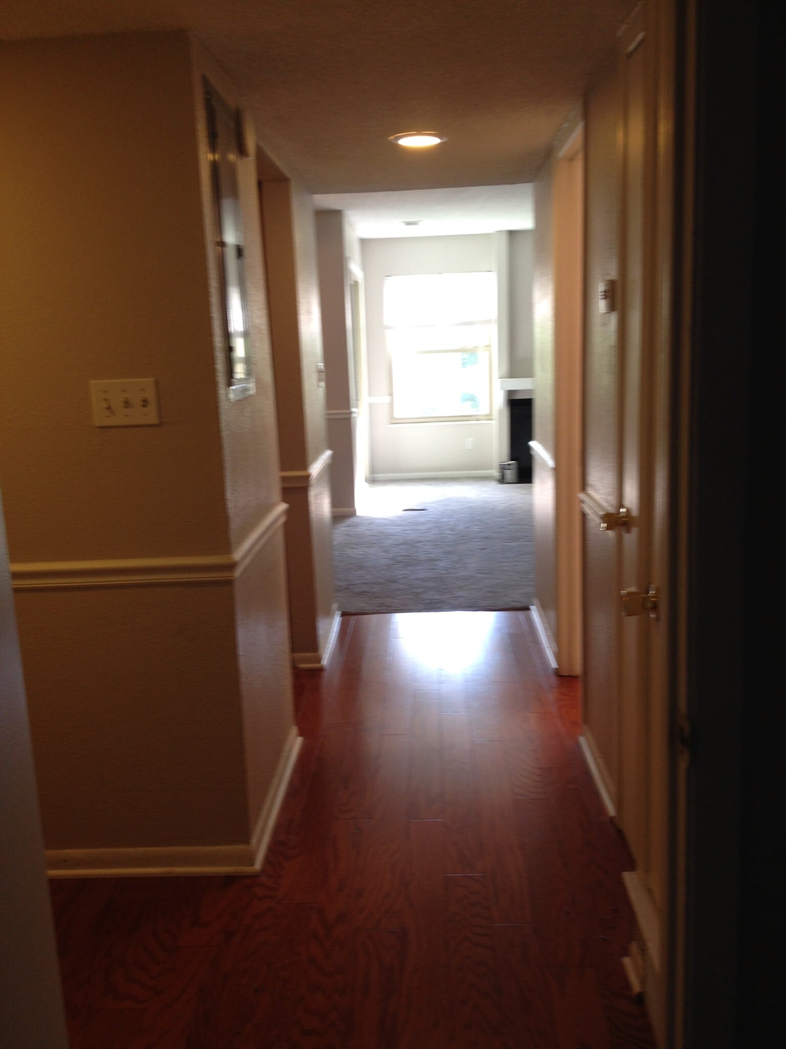 Building Photo - 1477 Cliff Ct