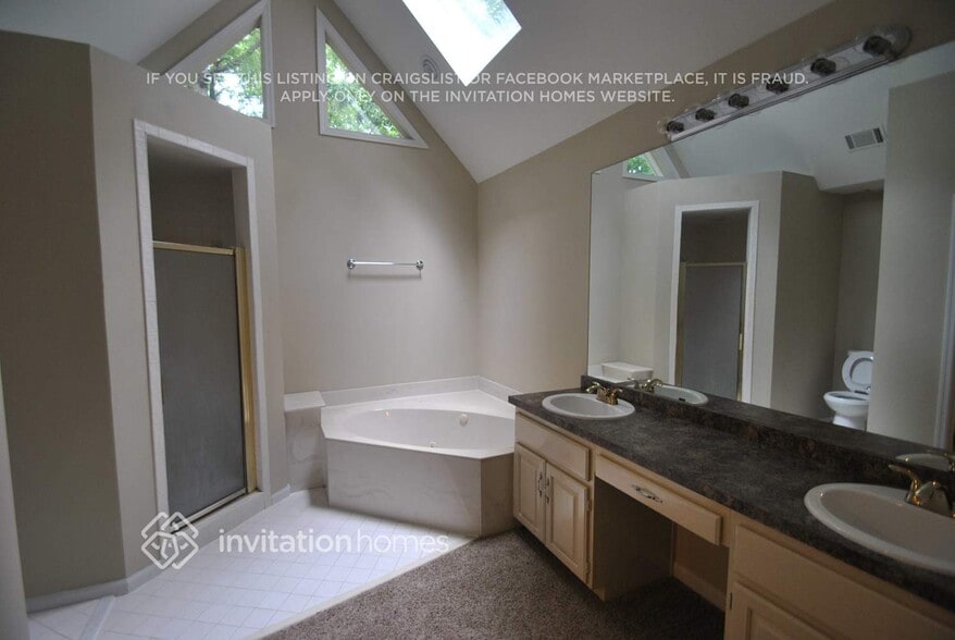 Building Photo - 7280 Waters Edge Dr