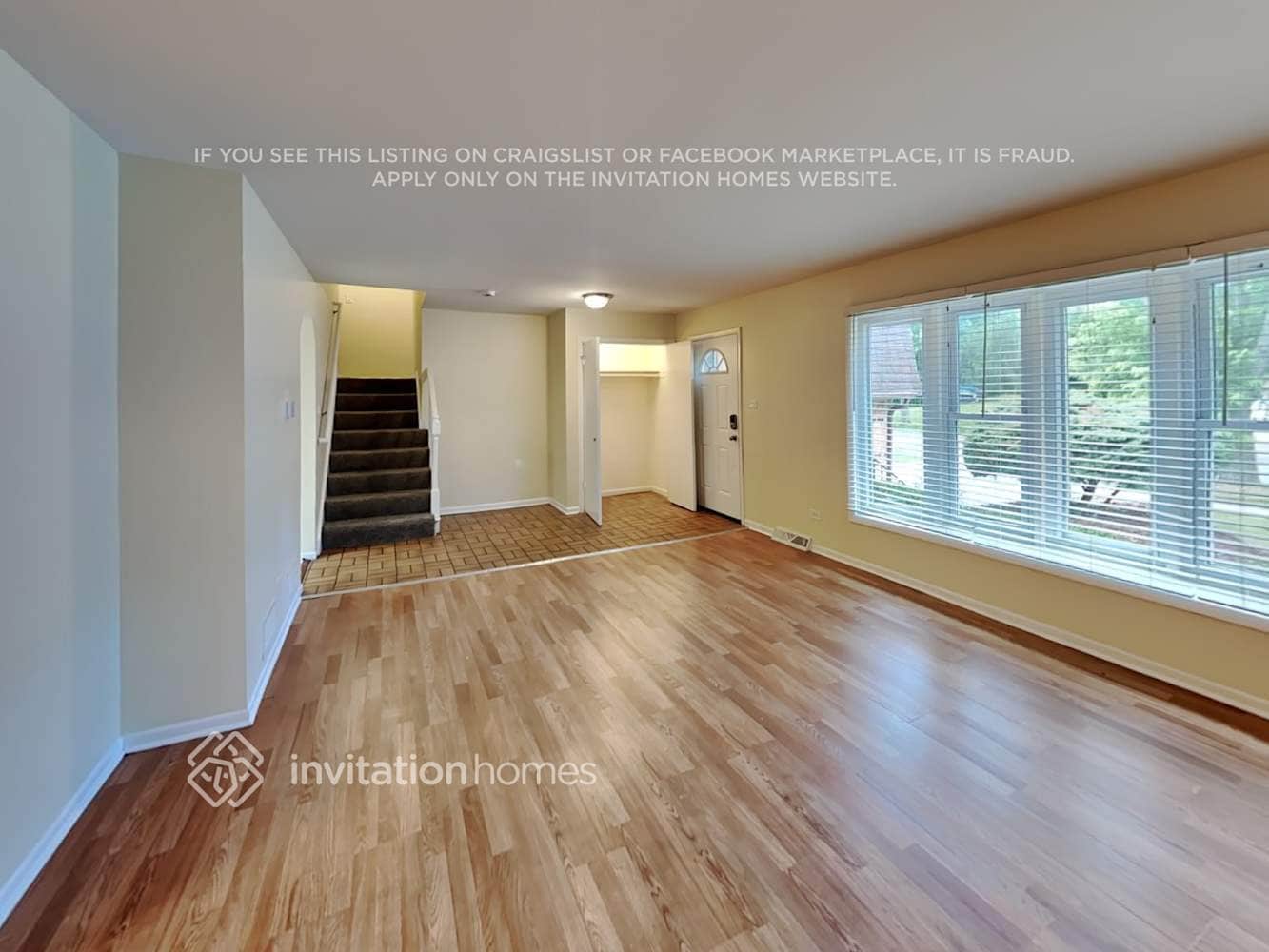 Building Photo - 23017 Lakeshore Dr