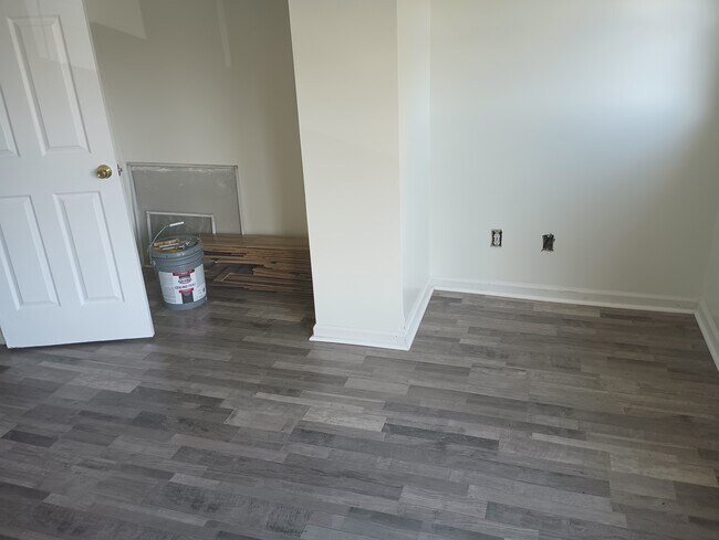 Building Photo - 161 Olde Towne Way