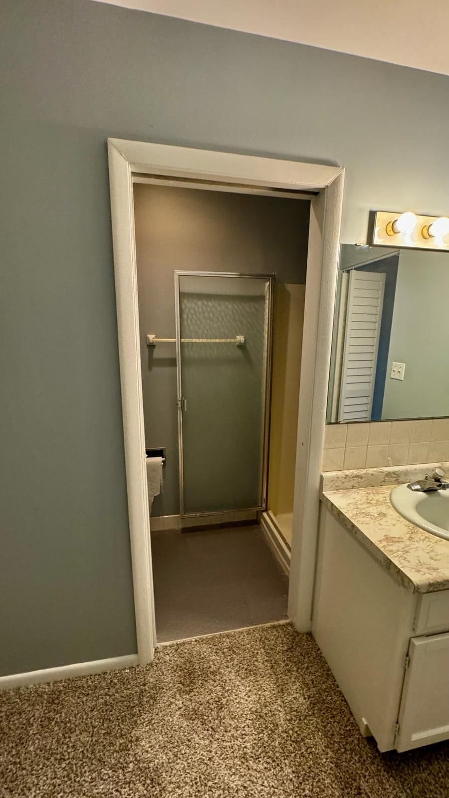 Building Photo - 1041 W Ogden Ave