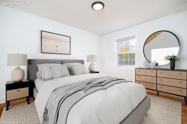 Building Photo - 58 Post Rd