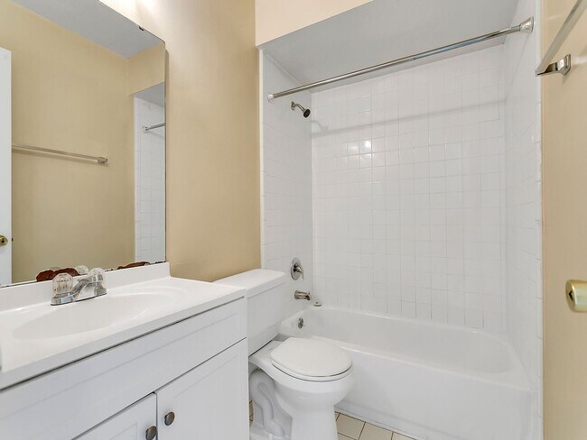Building Photo - 10425 Riva Ridge Trail