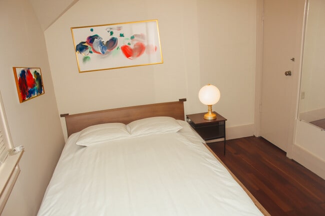 Building Photo - 700 Lindley St