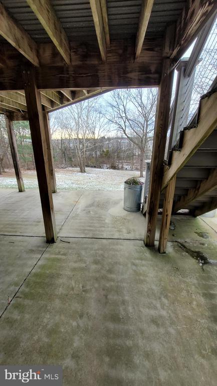 Building Photo - 557 Bellview Ave