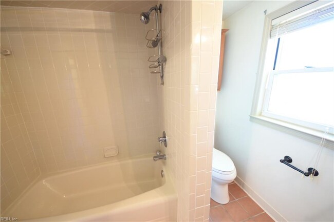 Building Photo - 8356 Cape View Ct