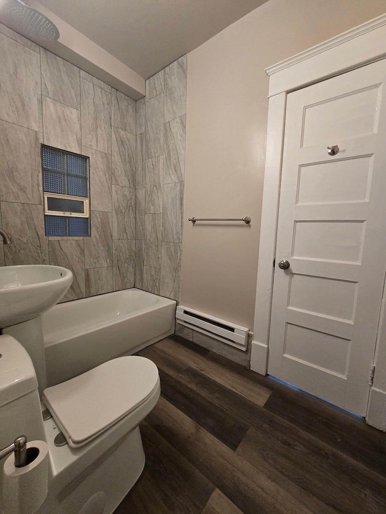 Building Photo - 1422 26th Ave N