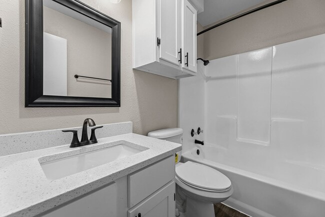 Building Photo - 1301 W Hwy 287 Byp