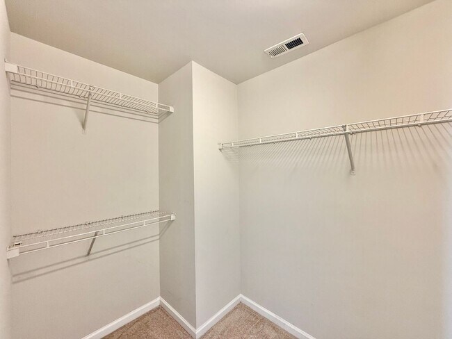 Building Photo - Newly Remodeled 3BD, 2.5BA Raleigh Home wi...