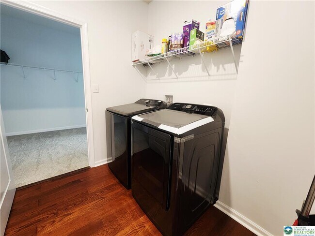 Building Photo - 8142 Century Blvd