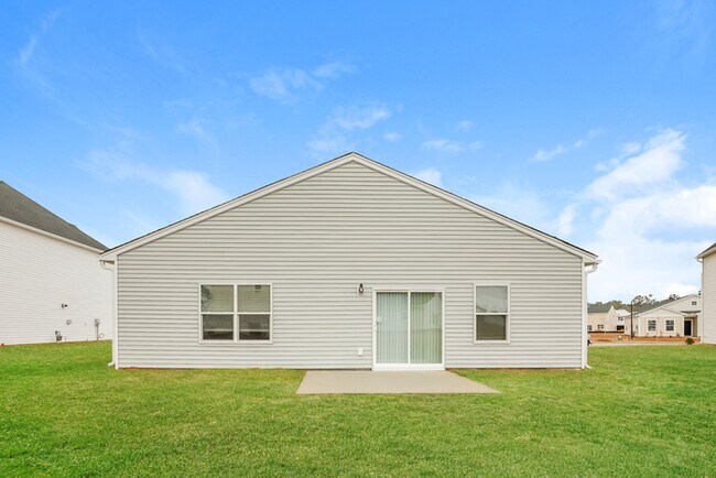 Building Photo - 102 Percheron Dr