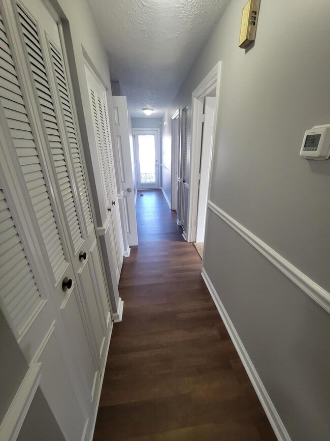 Building Photo - 2801 Winter Garden