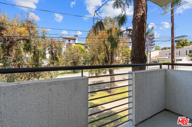 Building Photo - 16100 Sunset Blvd