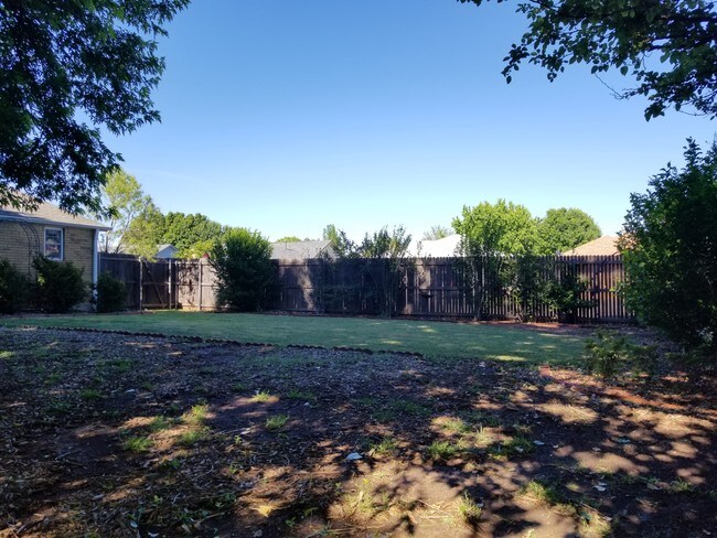 Building Photo - 7500 NW 115th St