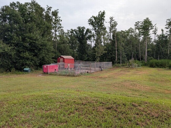 Building Photo - 6806 Pearson Ln