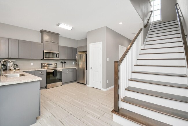 Building Photo - 3019 Elysian St