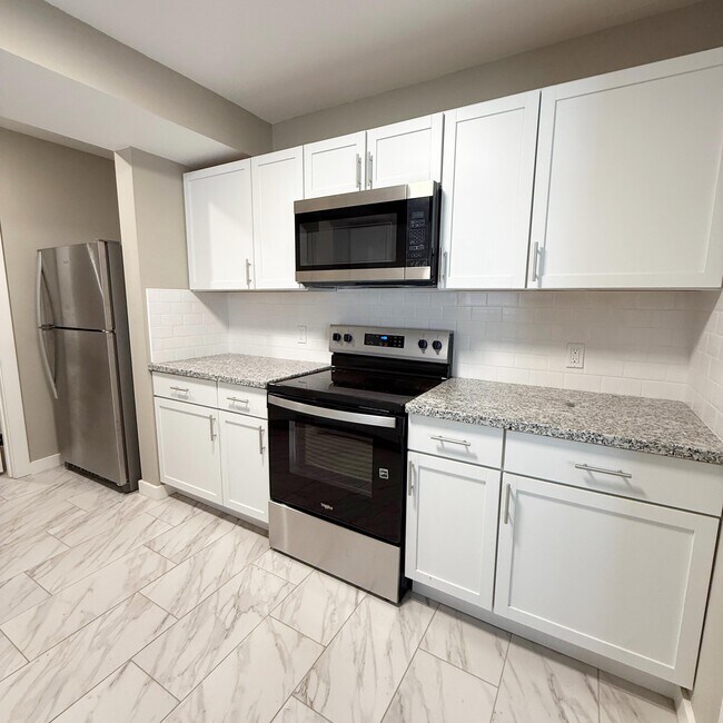 Building Photo - 2222 16th St