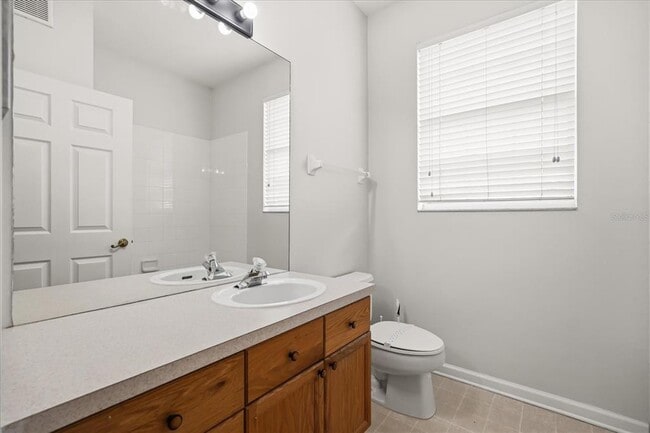 Building Photo - 8101 Coconut Palm Way