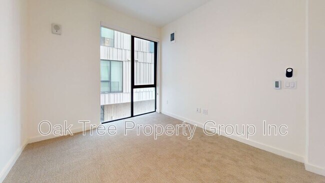 Building Photo - 532 Union St