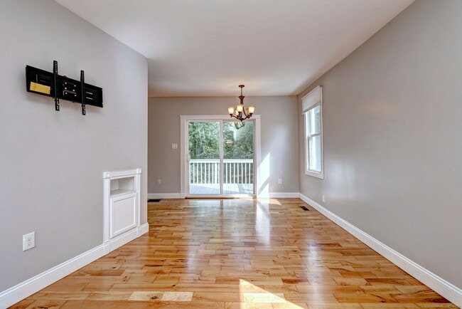 Building Photo - 64 Parker Terrace Ext