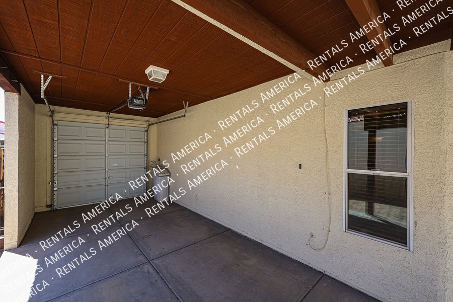 Building Photo - 129 N Warren St