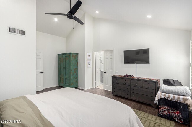 Building Photo - 6513 N 81st Pl