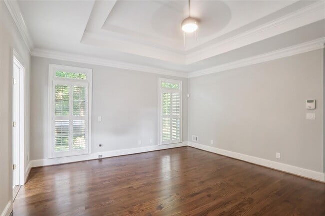 Building Photo - 8900 River Trace Dr