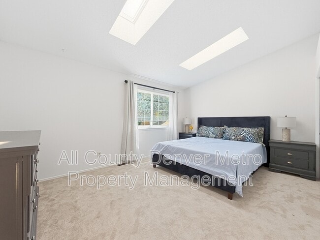 Building Photo - 8418 Everett Way
