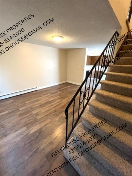 Building Photo - 780 E 275 N