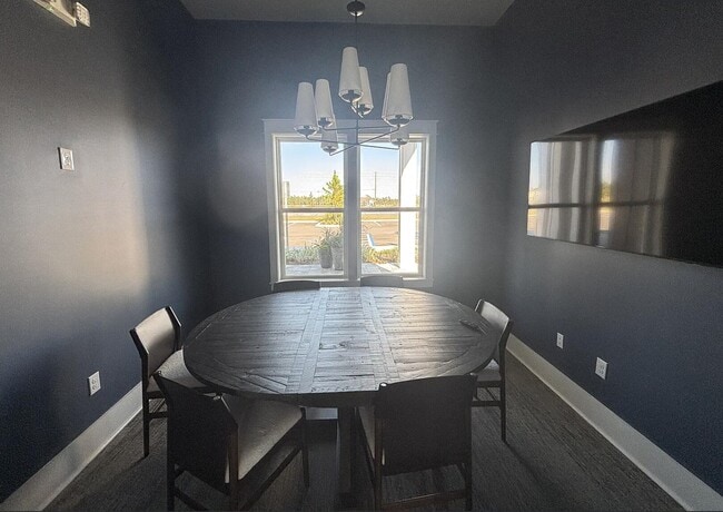 Building Photo - 45 Splendor Run