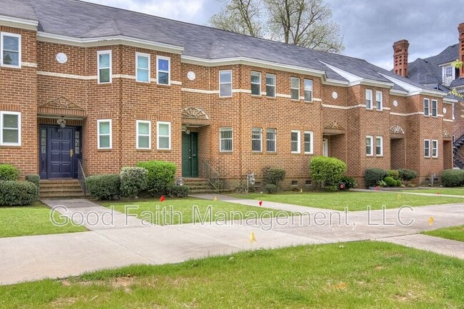 Building Photo - 304 Greene St