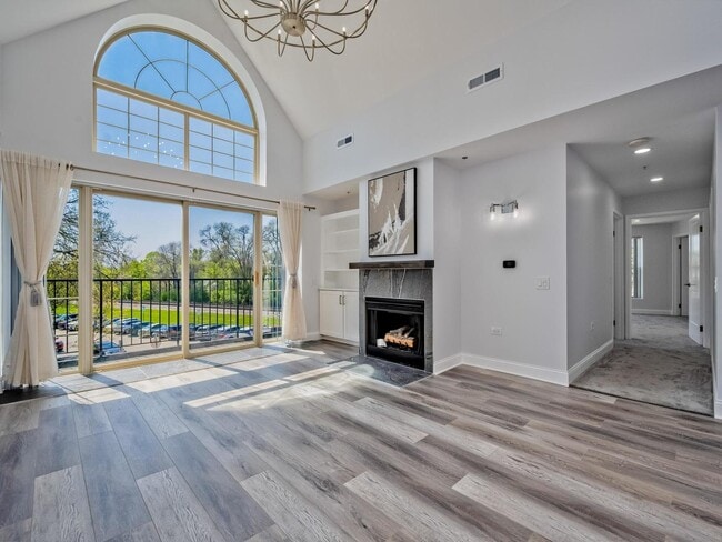 Building Photo - 1800 Dewes St