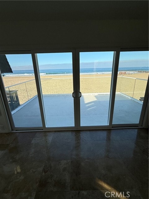 Building Photo - 3012 W Oceanfront