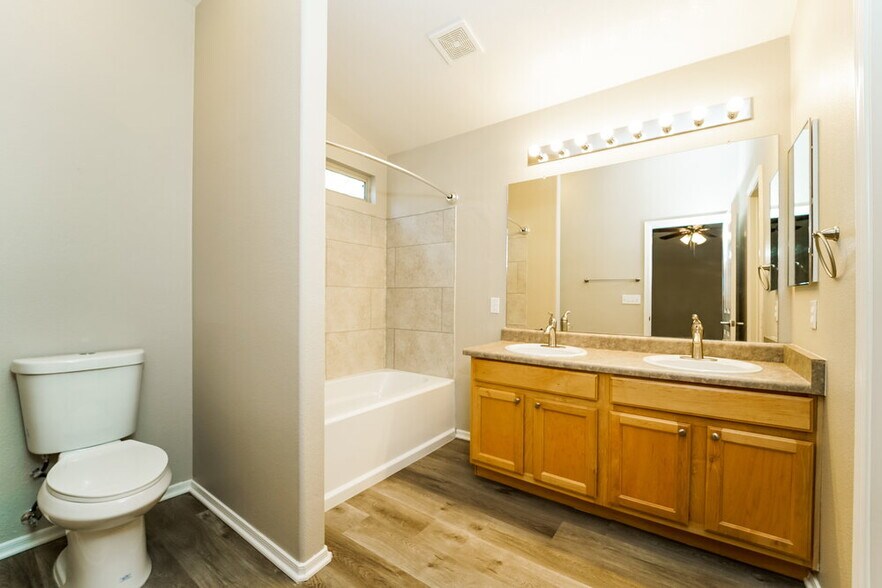 Building Photo - 9544 E Surprise Canyon Ct