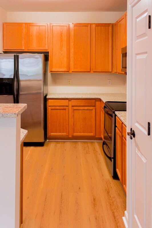 Building Photo - 2204 Valley Haven Dr