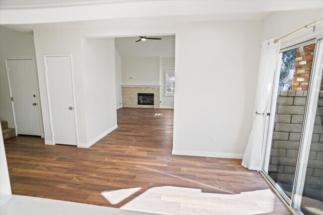 Building Photo - 27221 Camden Pl