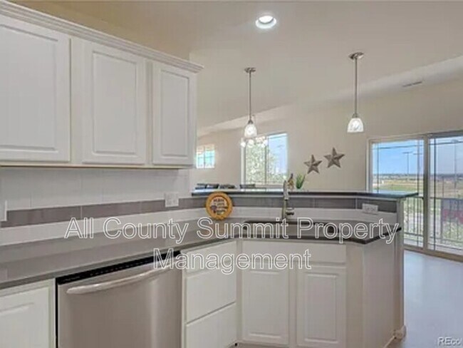 Building Photo - 4795 E 98th Pl