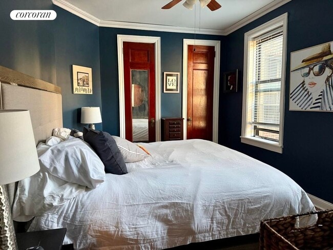 Building Photo - 880 W 181st St