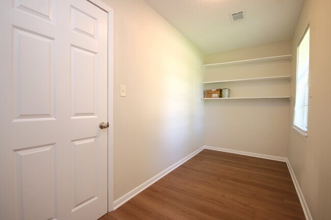 Building Photo - Country Living at Its Best! Renovated 3BR Home on Over an Acre with Sunroom, Fireplace & Room to ...
