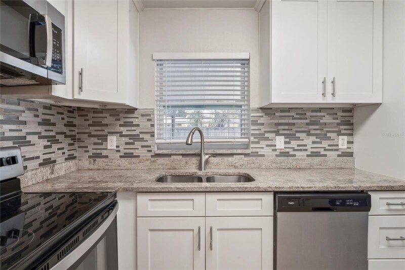 Building Photo - 2136 67th Ave S